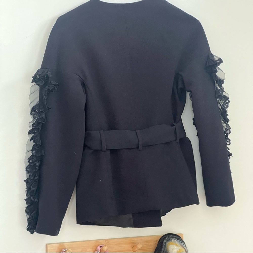 Zara Black Blazer with belt & Ruffled Sleeves perfect condition size xs no flaws - Picture 6 of 6
